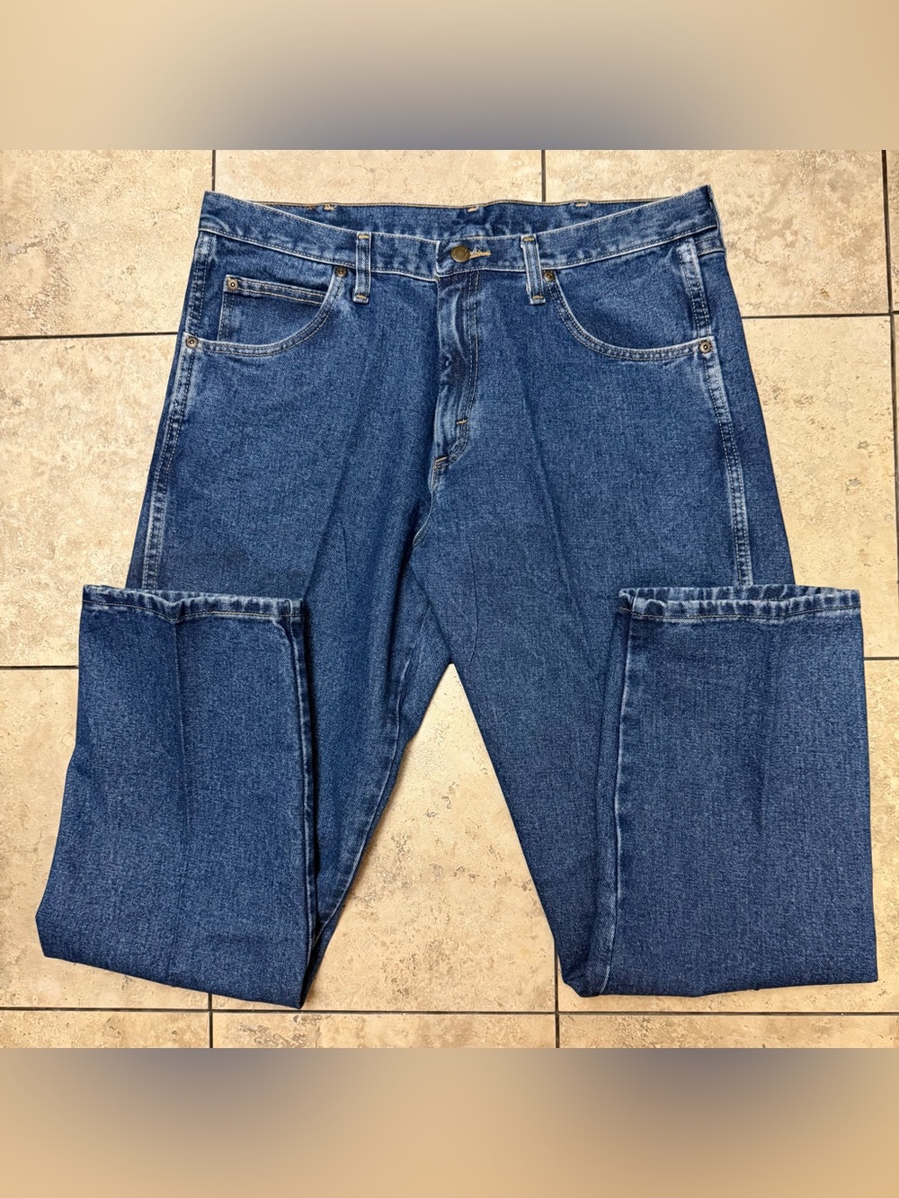 WRANGLER RUGGED WEAR  Size 36x30